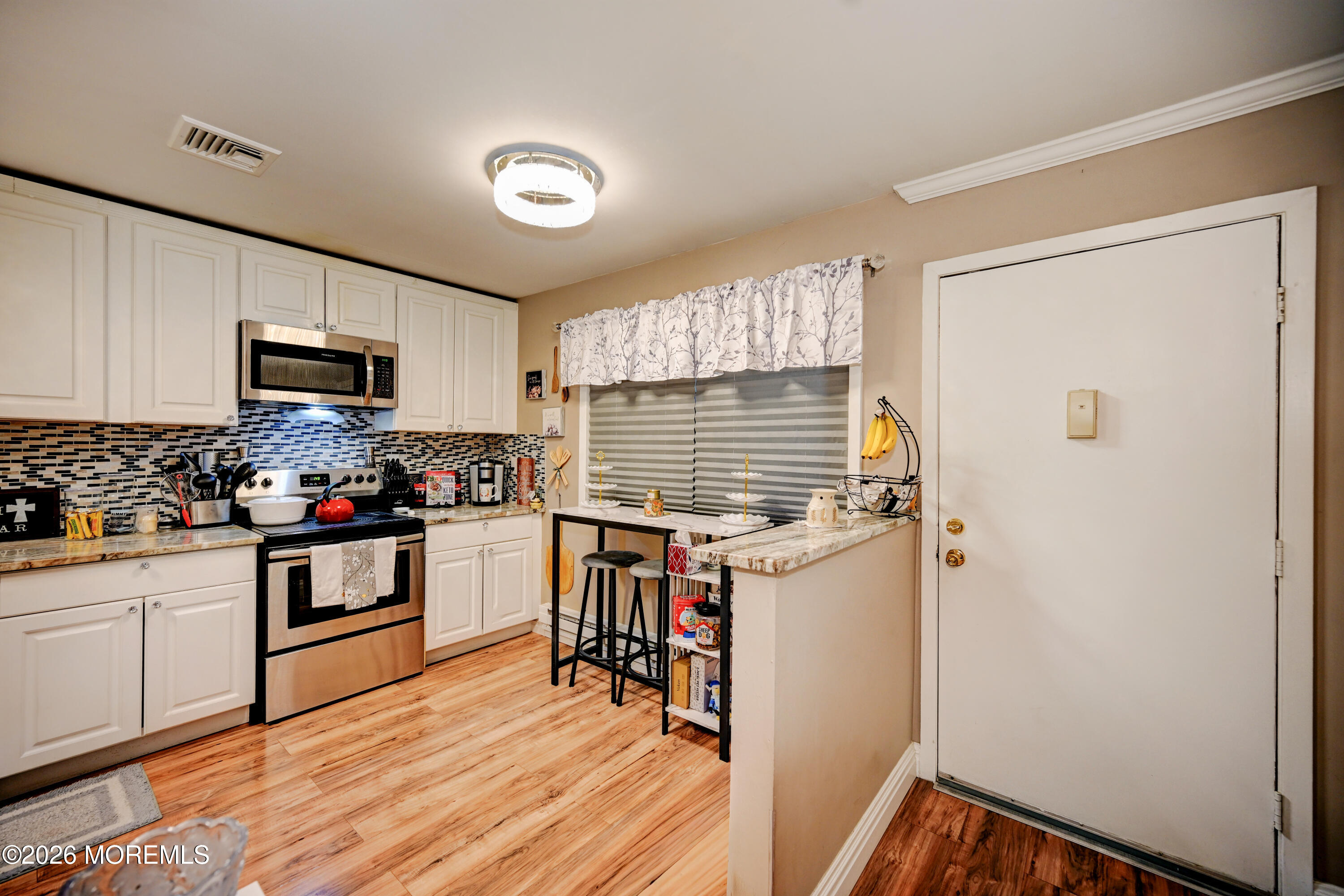 88 Arrowood Road, Unit B Manalapan, NJ 07726 - Photo 5 of 29 05-Entrance to Kitchen