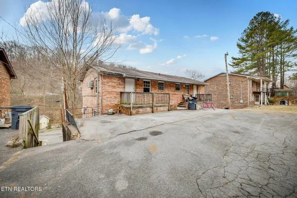 $1,595,000 | 908 Chadwick Drive, Kingsport, TN 37660