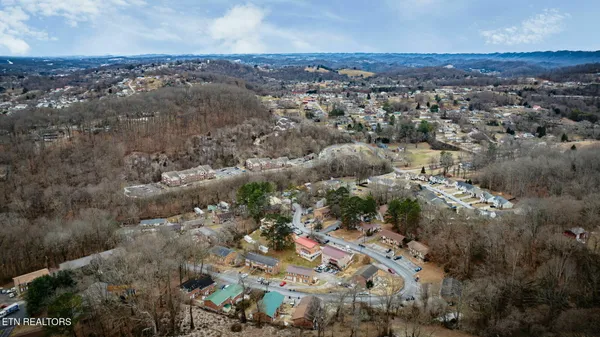 $1,595,000 | 908 Chadwick Drive, Kingsport, TN 37660