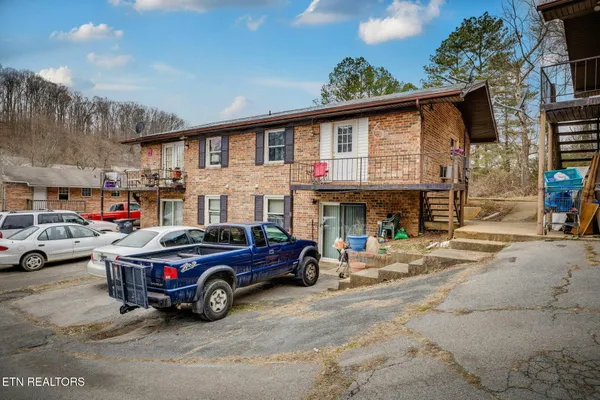 $1,595,000 | 908 Chadwick Drive, Kingsport, TN 37660