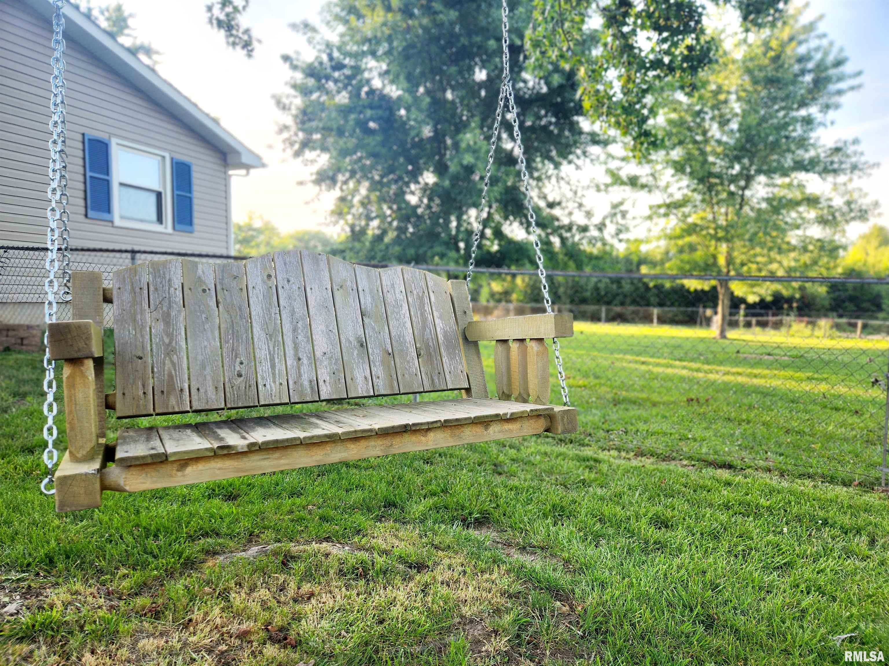 11574 East Radisson Road Mount Vernon, IL 62864 - Photo 3 of 27 Gallery Image 3