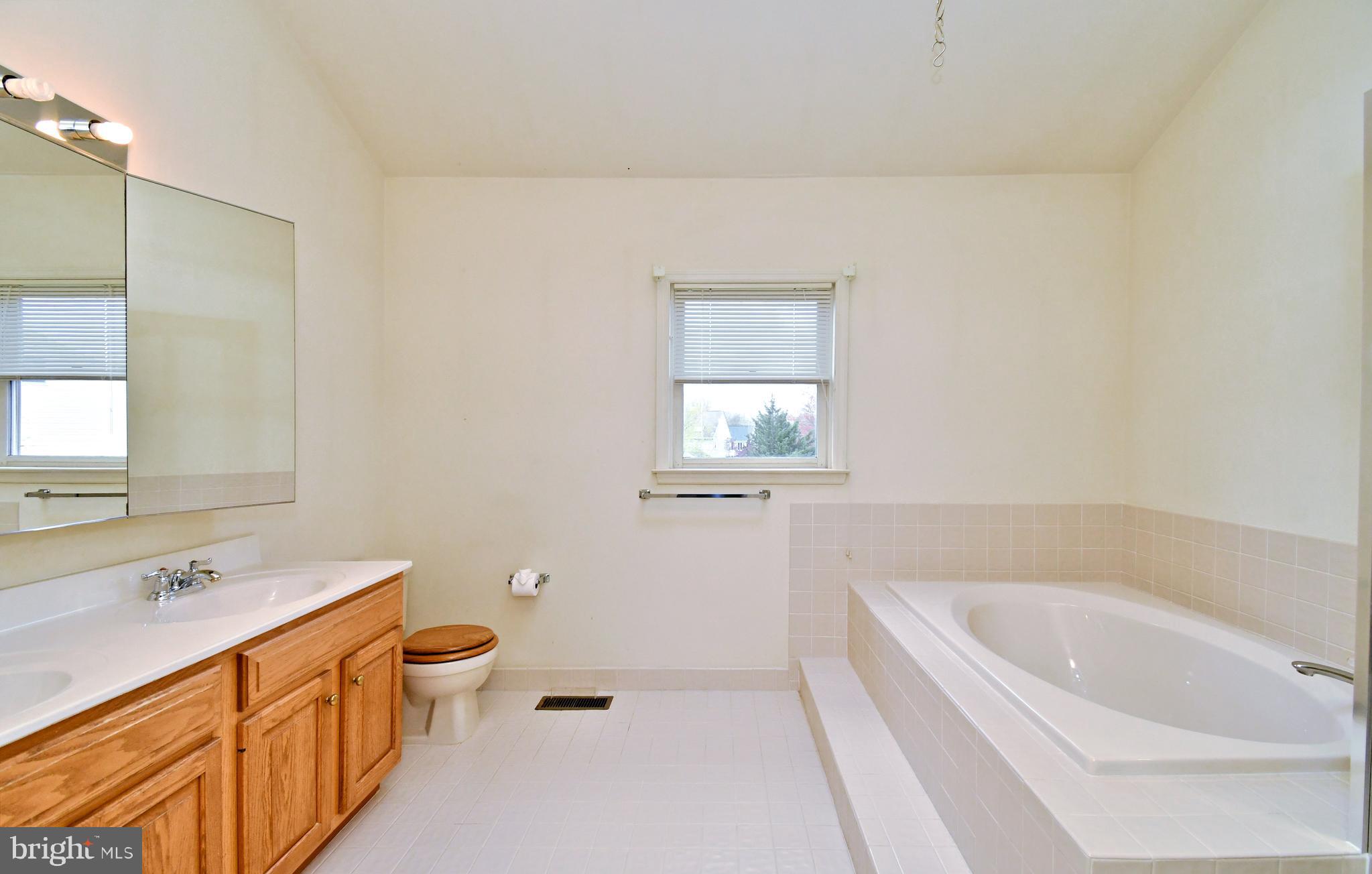 306 Sunny Ridge Road Gilbertsville, PA 19525 - Photo 33 of 57 Gallery Image 33