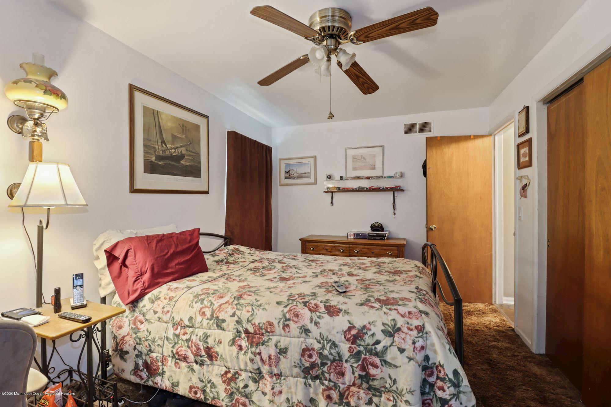 62 Newtons Corner Road Howell, NJ 07731 - Photo 10 of 19 014_62_Newtons_Corner_Rd_312423_581610