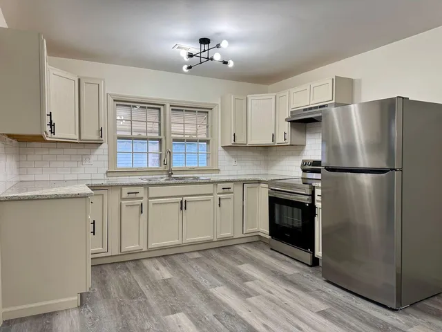 $1,295 | 1820 Tunnel Boulevard, Chattanooga, TN 37406