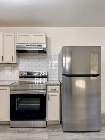 $1,295 | 1820 Tunnel Boulevard, Chattanooga, TN 37406