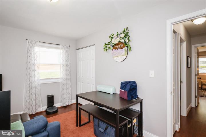 814 Foxwell Road Joppa, MD 21085 - Photo 15 of 23 a living room with furniture and a window