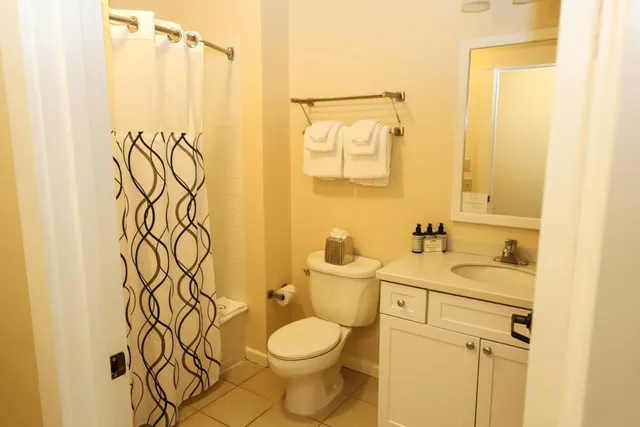 $115,000 | 270-272 Qtr I I Jackson Gore Inn, Ludlow, VT 05149