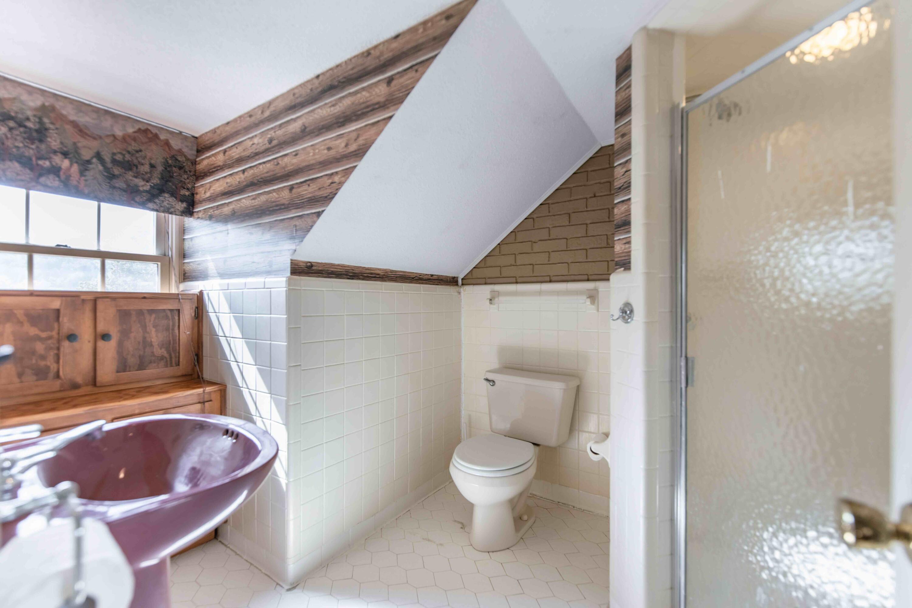100 Rabran Avenue Corbin, KY 40701 - Photo 59 of 72 Bathroom FR Wing 1