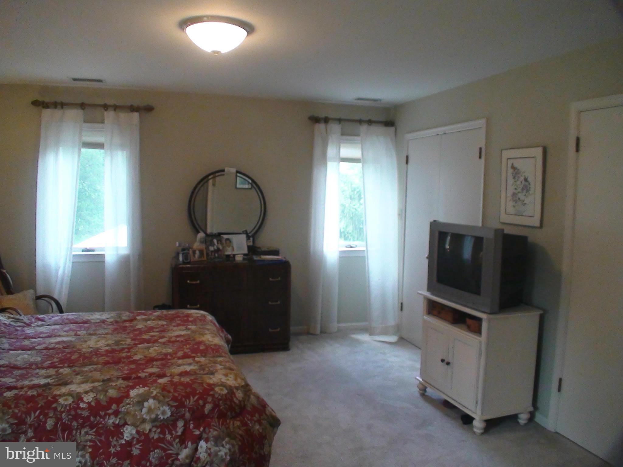 2115 Spencerville Road Spencerville, MD 20868 - Photo 16 of 30 Bedroom (Master)