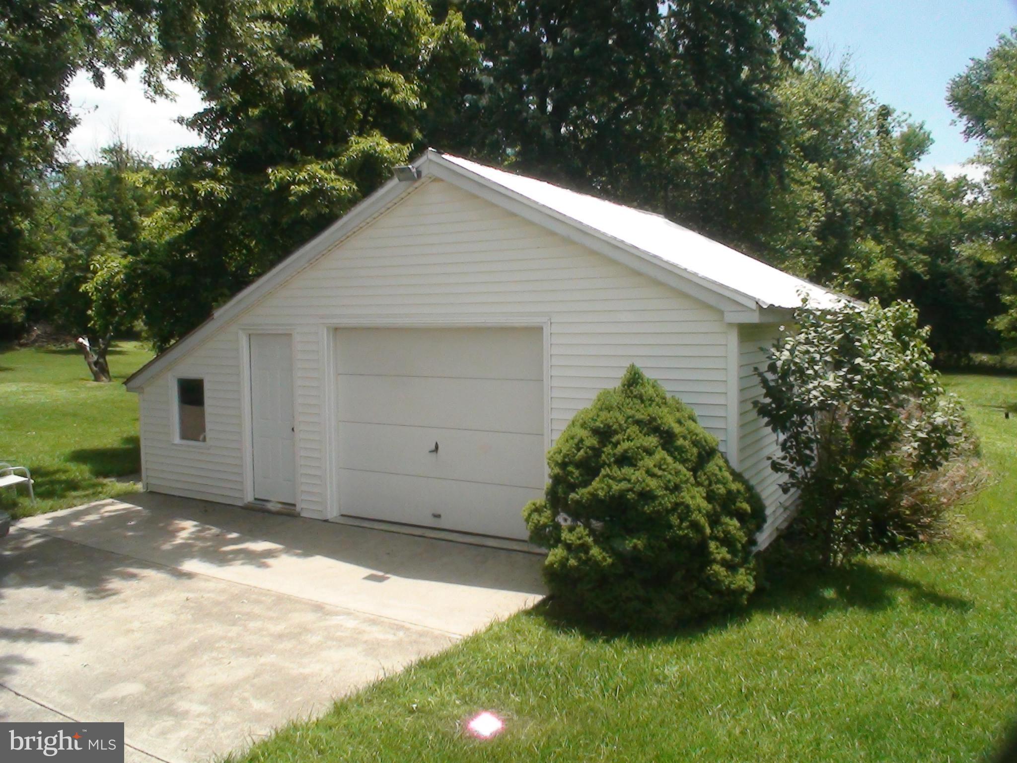 2115 Spencerville Road Spencerville, MD 20868 - Photo 3 of 30 Exterior (General)
