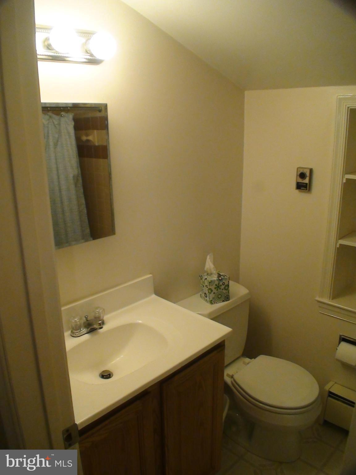 2115 Spencerville Road Spencerville, MD 20868 - Photo 22 of 30 Bath