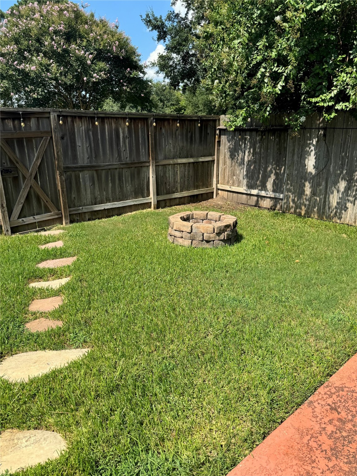 15434 Bay Tree Landing Cypress, TX 77429 - Photo 33 of 39 a backyard of a house with swimming pool and furniture