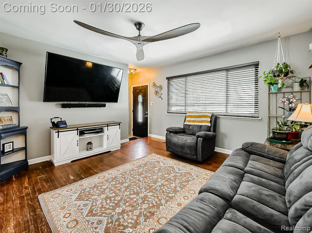 3877 Niagara Street Wayne, MI 48184 - Photo 2 of 35