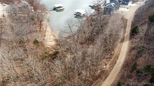 $149,900 | 6-7 Lexi Lane, Edwards, MO 65326