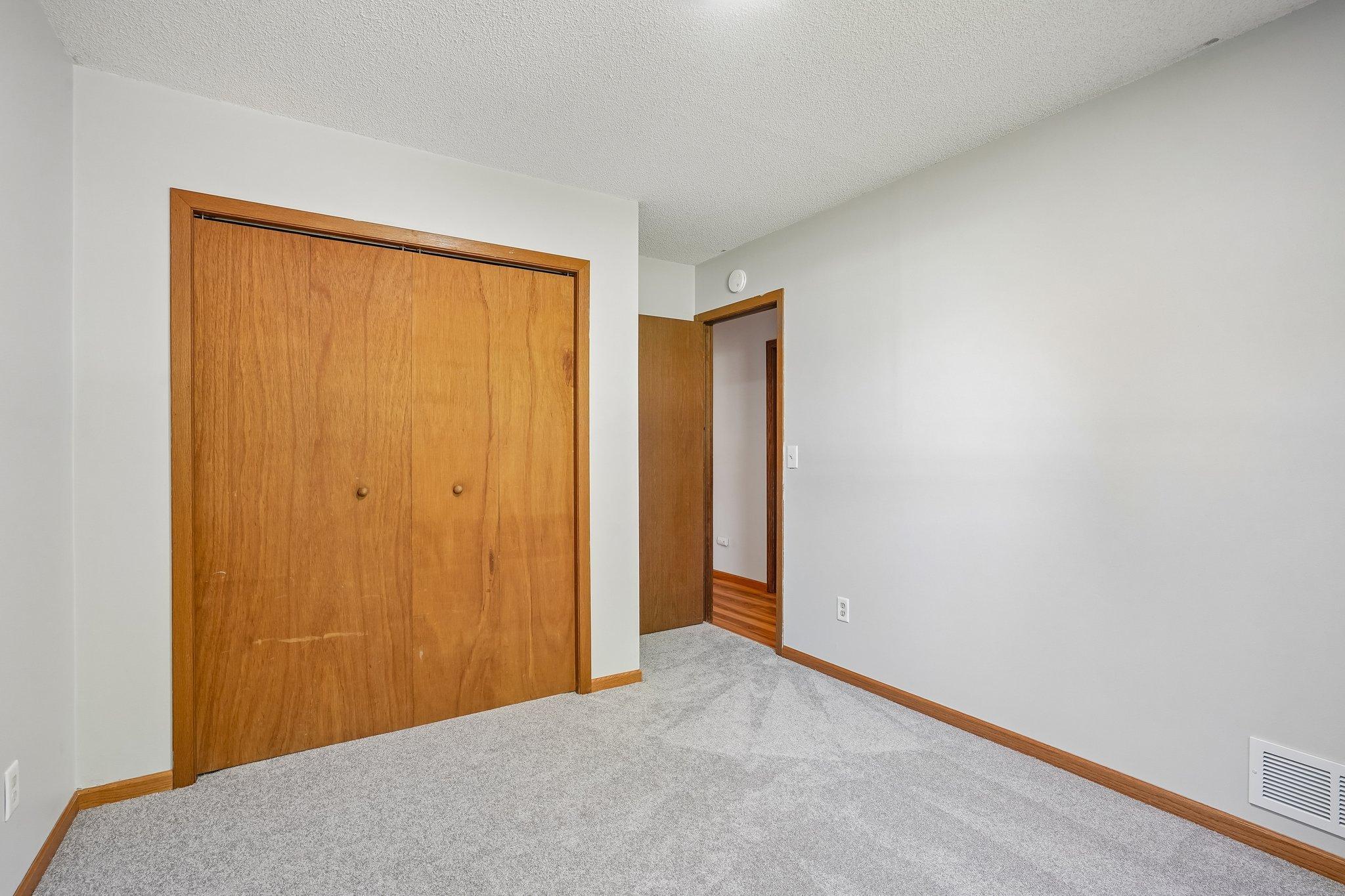 15229 Buchanan Court Eden Prairie, MN 55344 - Photo 25 of 31