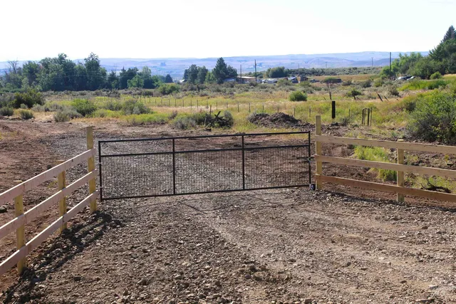 $325,000 | Tbd Tbd Sage Creek Road, Midvale, ID 83645