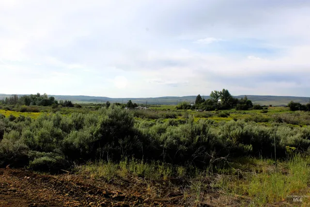 $325,000 | Tbd Tbd Sage Creek Road, Midvale, ID 83645