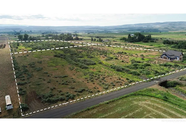 $325,000 | Tbd Tbd Sage Creek Road, Midvale, ID 83645