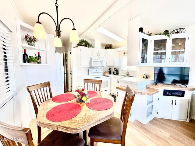 $249,900 | 111 South Greenfield Road, Unit 589, Mesa, AZ 85206