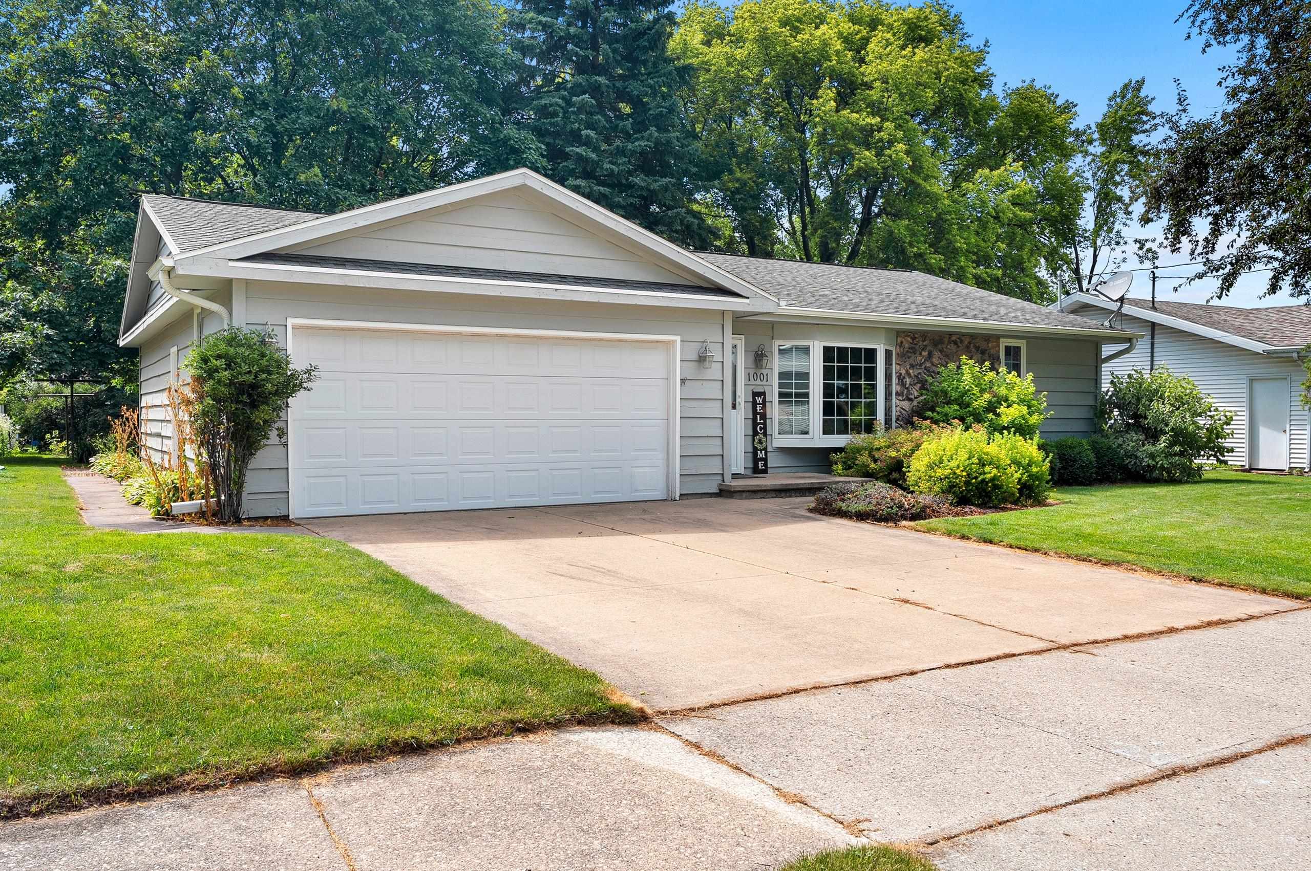 1001 South Arlington Street Appleton, WI 54915 - Photo 4 of 61