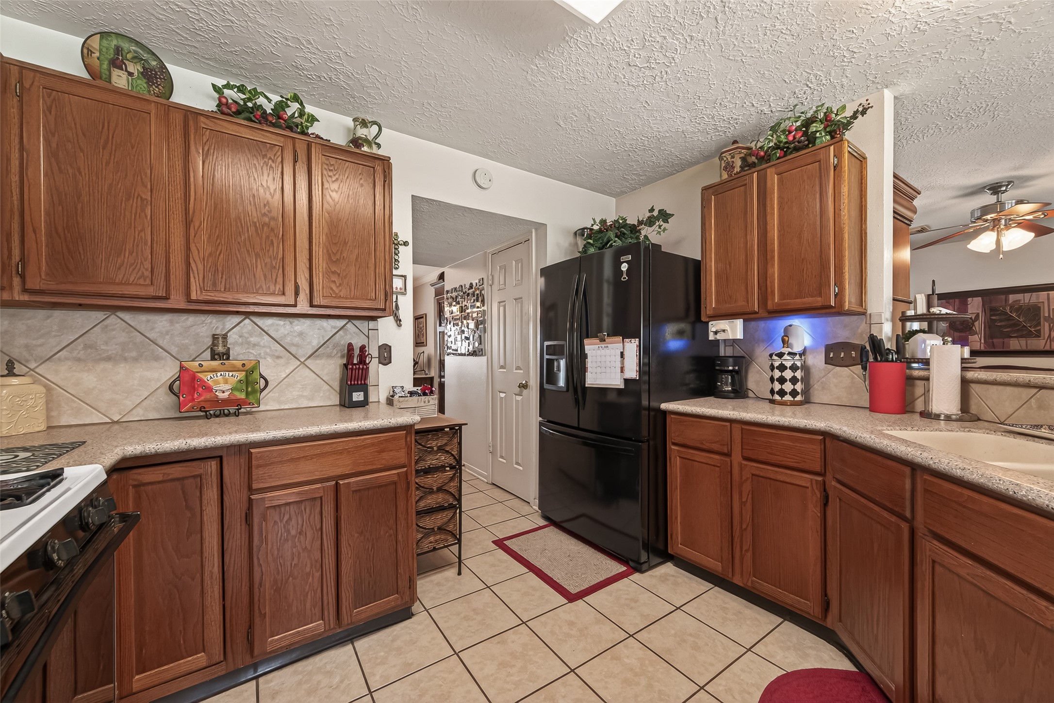 21514 Bluebonnet Meadow Lane Spring, TX 77388 - Photo 6 of 44 The place where all things are cooked!