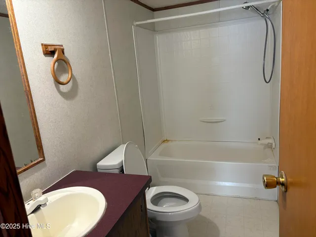 $180,000 | 5334 Highway 17, Washington, NC 27889