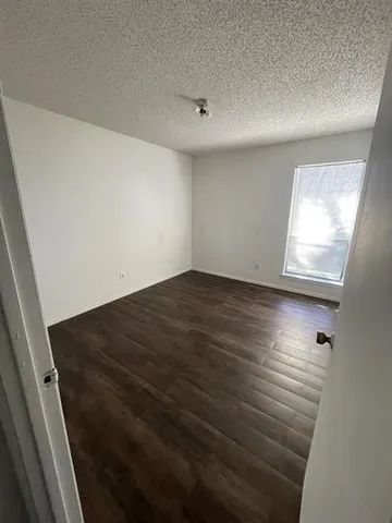 $950 | 1101 Bois D'Arc Street, Unit D, Lockhart, TX 78644