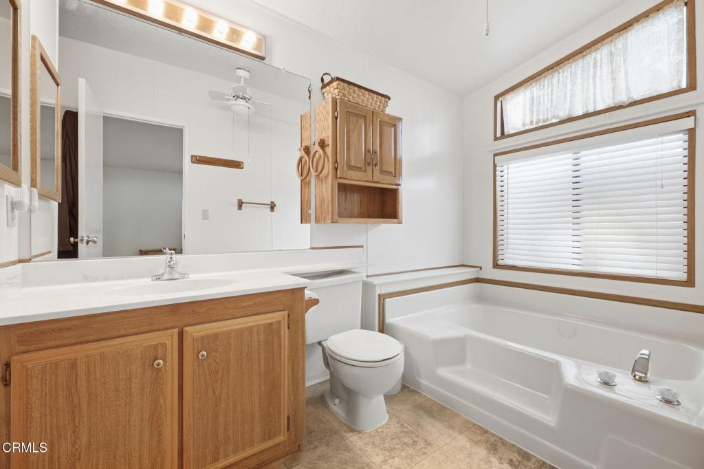 975 West Telegraph Road, Unit 52 Santa Paula, CA 93060 - Photo 22 of 25 Gallery Image 22