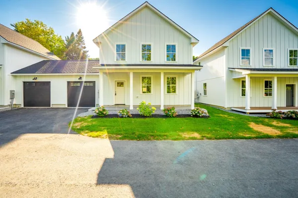 $450,000 | 17 Magnolia Lane, Unit 17, Gardiner, ME 04345