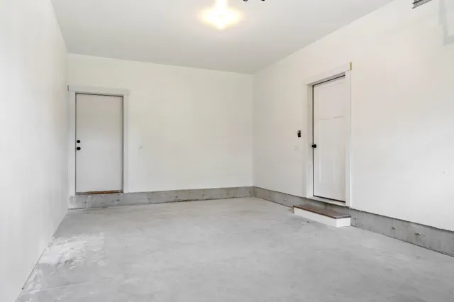 $450,000 | 17 Magnolia Lane, Unit 17, Gardiner, ME 04345