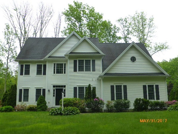 6 Mendon Road Sutton, MA 01590 - Photo 1 of 22