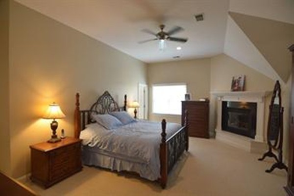 6 Mendon Road Sutton, MA 01590 - Photo 12 of 22