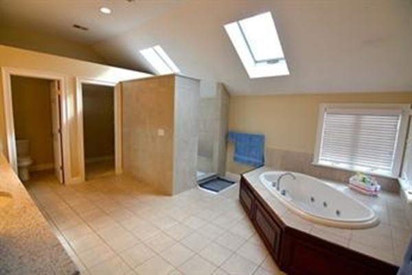 6 Mendon Road Sutton, MA 01590 - Photo 14 of 22