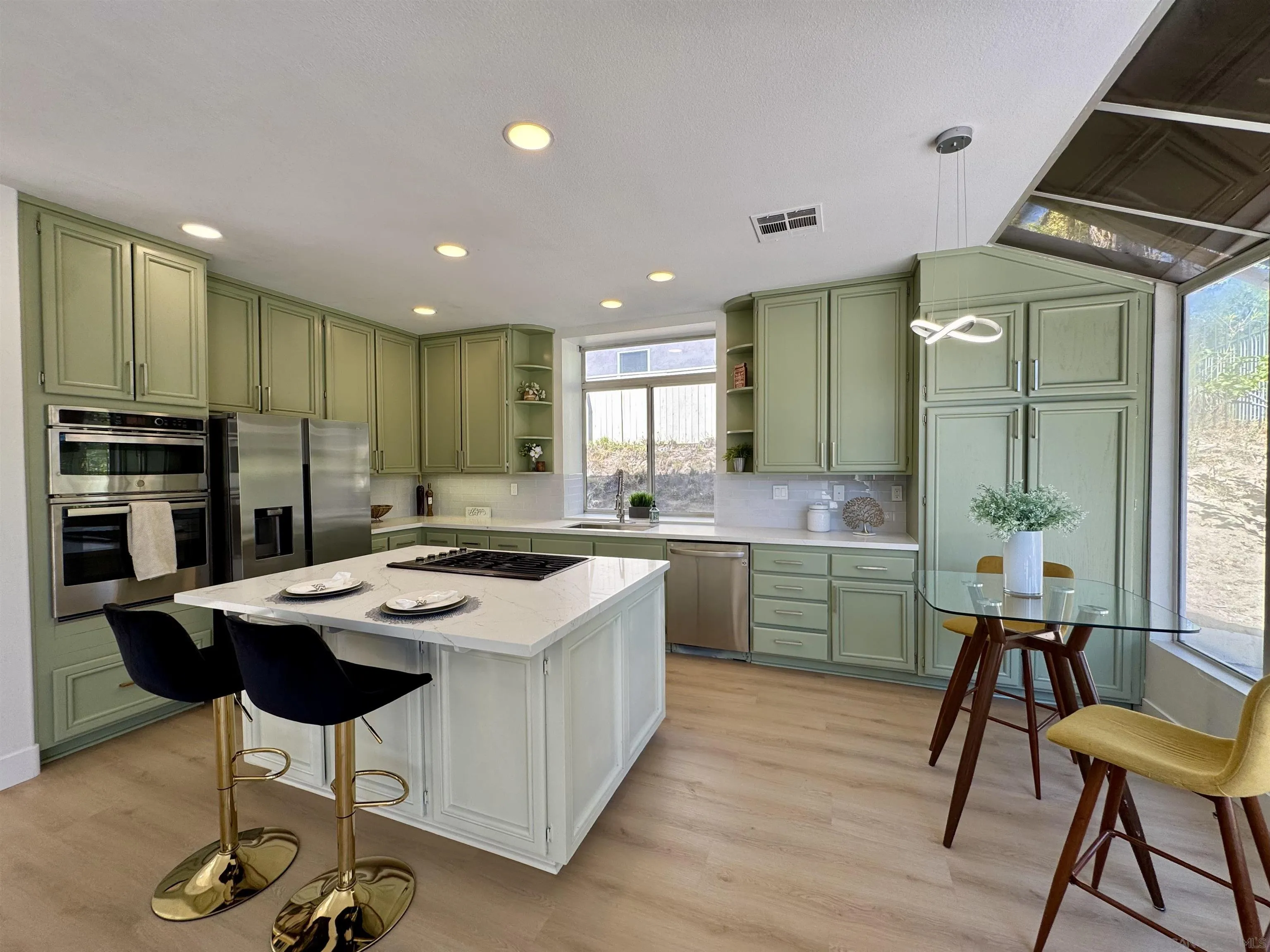 13957 Carmel Ridge Road San Diego, CA 92128 - Photo 2 of 9 Gallery Image 2