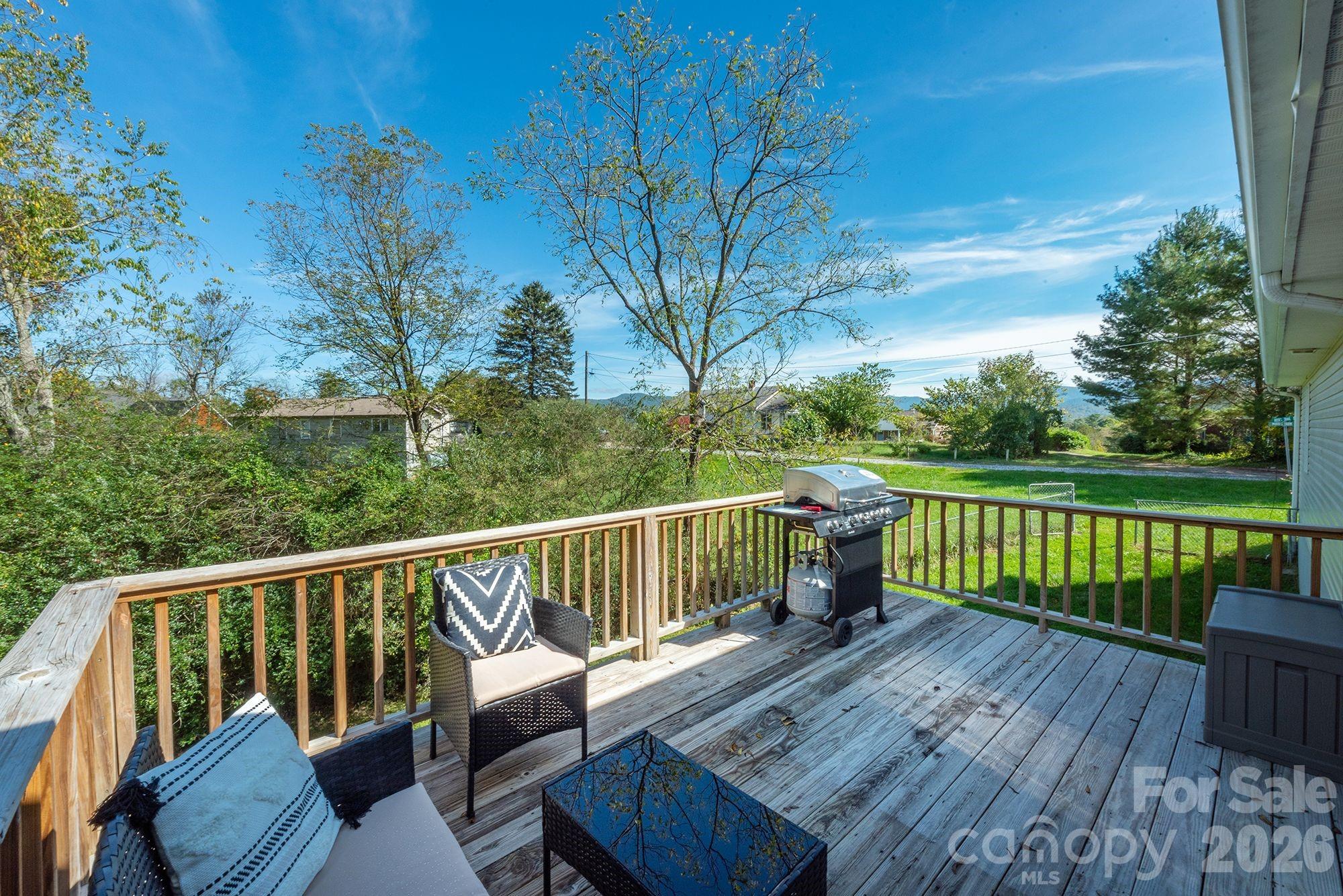 18 Garrison Road Weaverville, NC 28787 - Photo 8 of 42