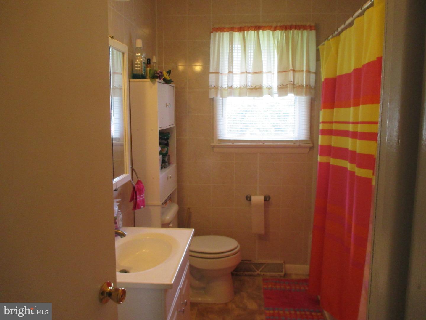 4 Cove Road Penns Grove, NJ 08069 - Photo 7 of 24 Gallery Image 7
