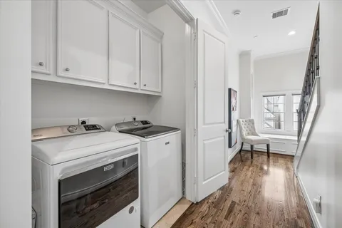 $749,000 | 6015 Post Oak Green Lane, Houston, TX 77055