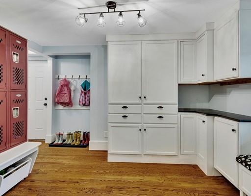 111 Pilgrim Road Concord, MA 01742 - Photo 8 of 30 Gallery Image 8