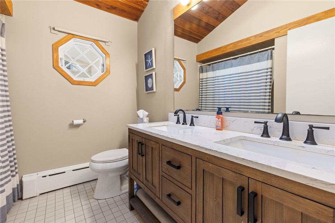132 Ruggles Avenue Newport, RI 02840 - Photo 13 of 30