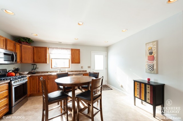 34 Tremont Road Fox Lake, IL 60020 - Photo 2 of 10 Gallery Image 2
