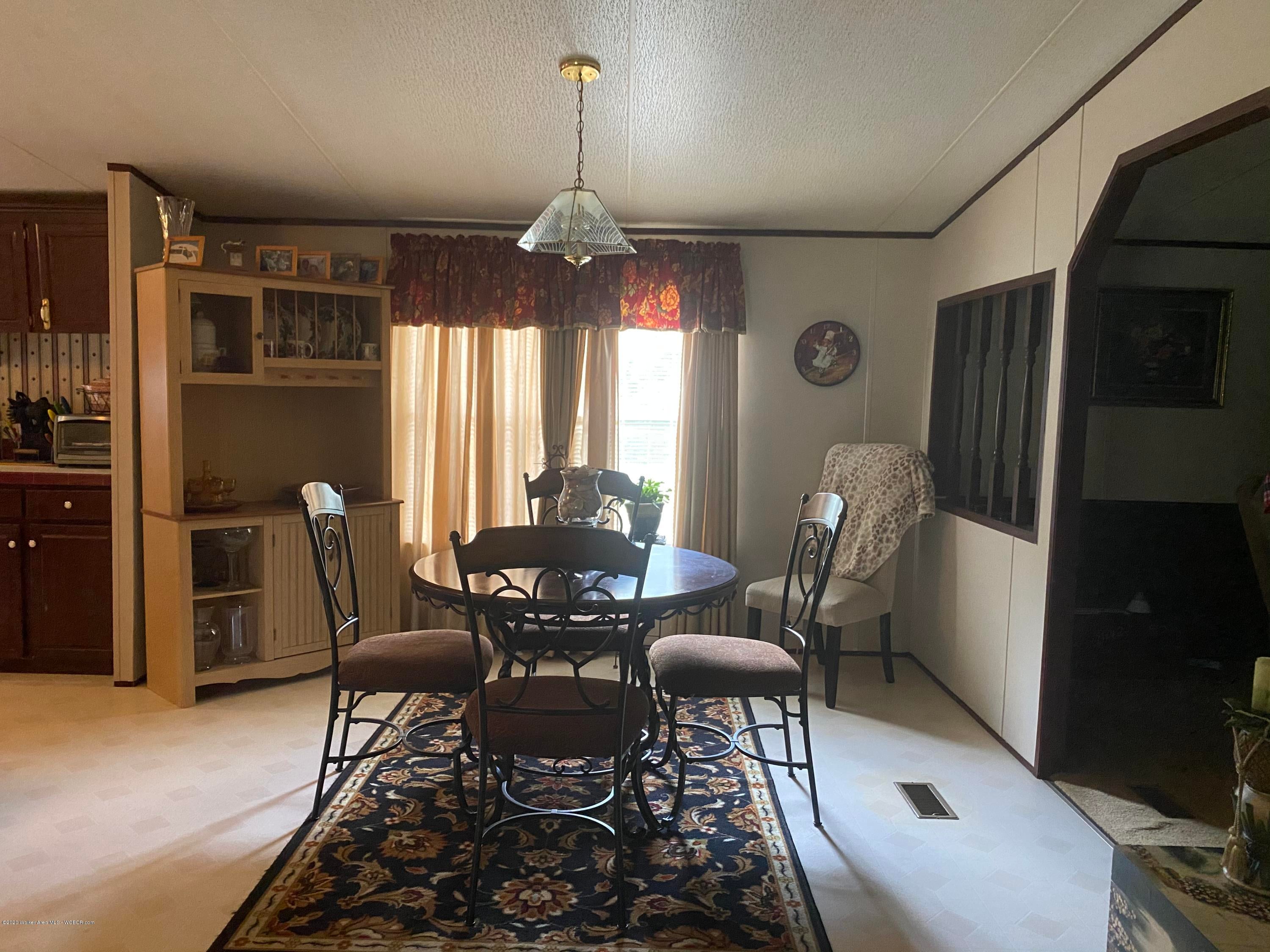 1821 Country Road Jasper, AL 35503 - Photo 8 of 28 Gallery Image 8