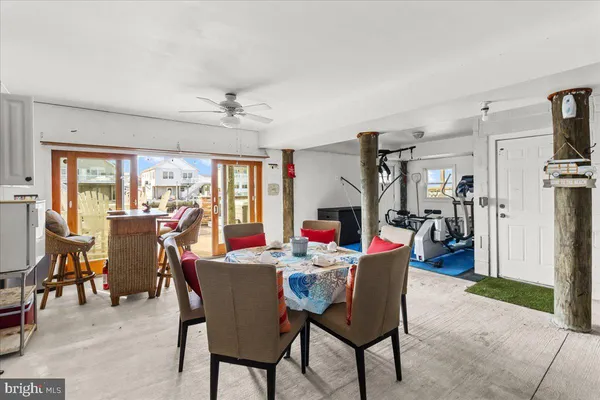 $949,000 | 51 South Spinnaker Drive, Tuckerton, NJ 08087
