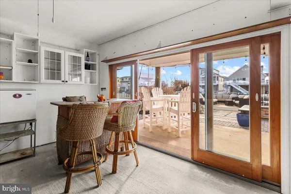 $949,000 | 51 South Spinnaker Drive, Tuckerton, NJ 08087