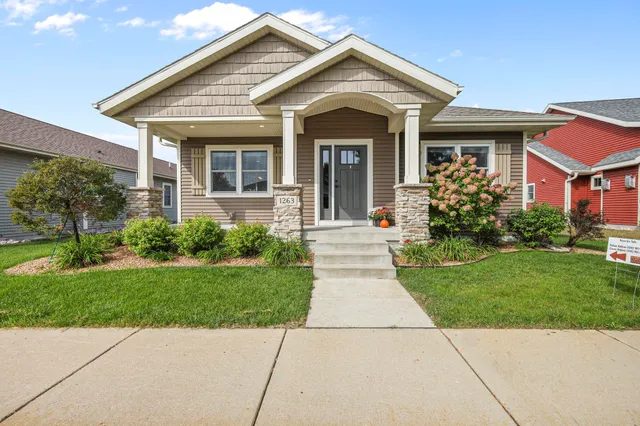 $549,500 | 1263 Jacob Drive, Prairie du Sac, WI 53578