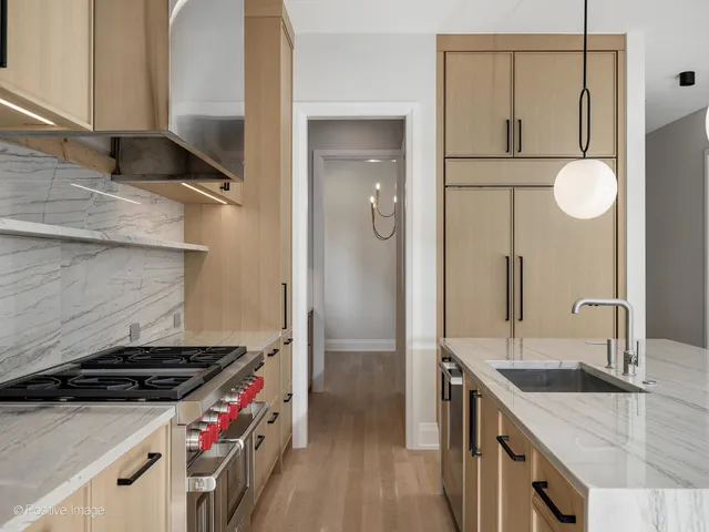 $2,499,000 | 1917 Washington Avenue, Wilmette, IL 60091