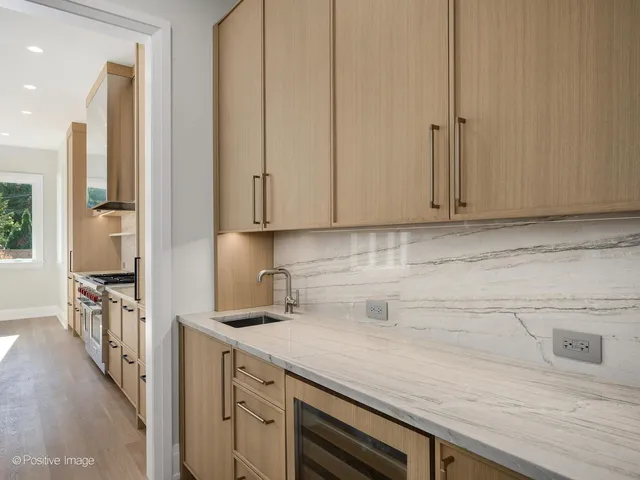 $2,499,000 | 1917 Washington Avenue, Wilmette, IL 60091