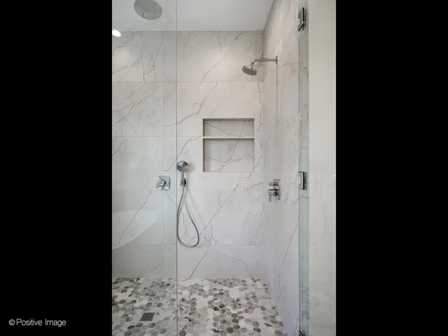 $2,499,000 | 1917 Washington Avenue, Wilmette, IL 60091