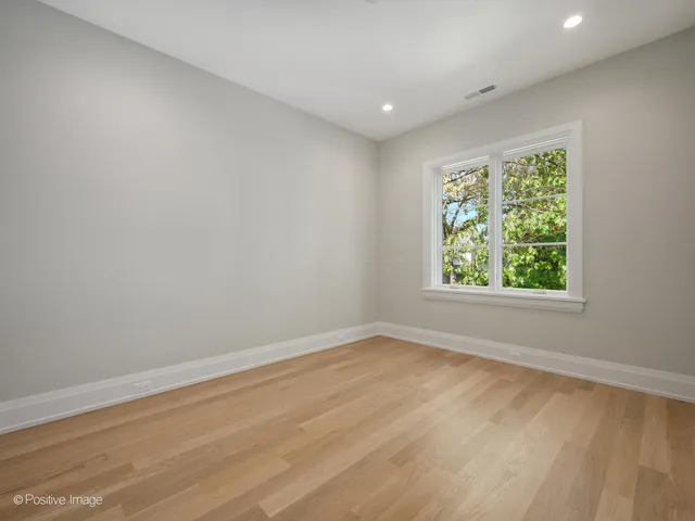 $2,499,000 | 1917 Washington Avenue, Wilmette, IL 60091