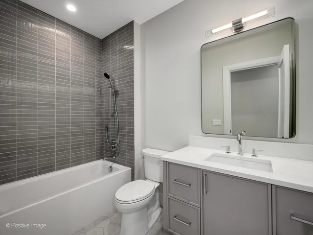 $2,499,000 | 1917 Washington Avenue, Wilmette, IL 60091