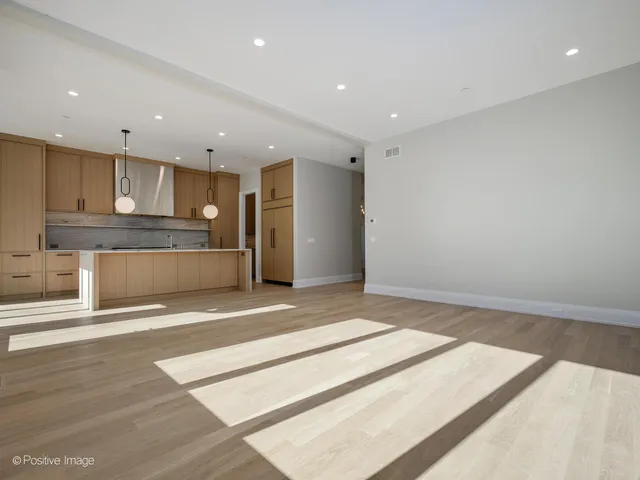 $2,499,000 | 1917 Washington Avenue, Wilmette, IL 60091